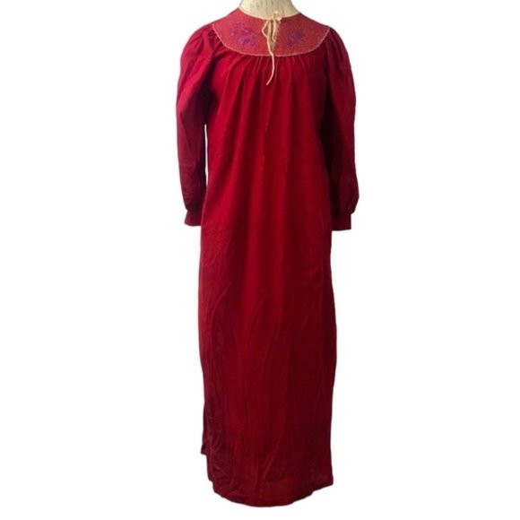 Red Robe Nightgown Costume Size 14-16 - Picture 5 of 6